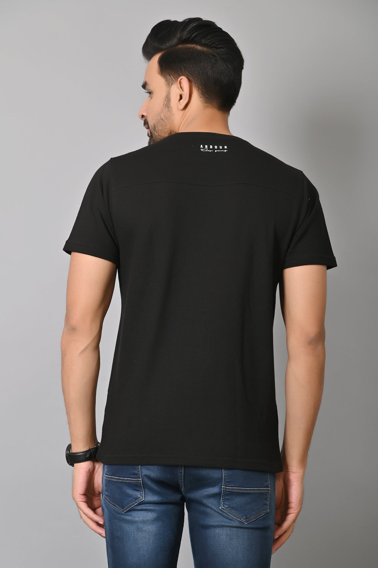 Arbour Men Solid Round Neck Cotton Blend T-Shirt