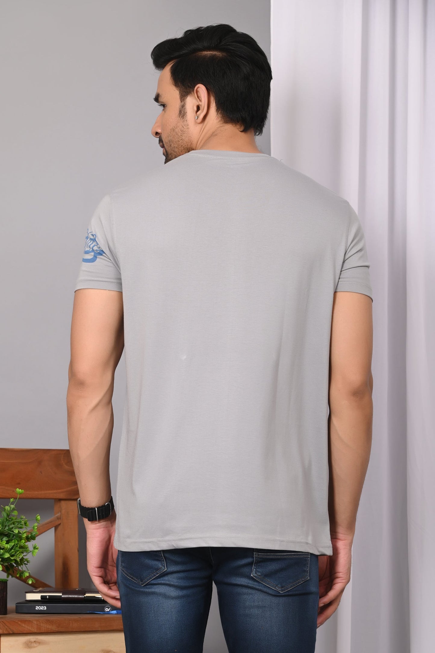 Arbour Men Printed Round Neck Cotton Blend T-Shirt