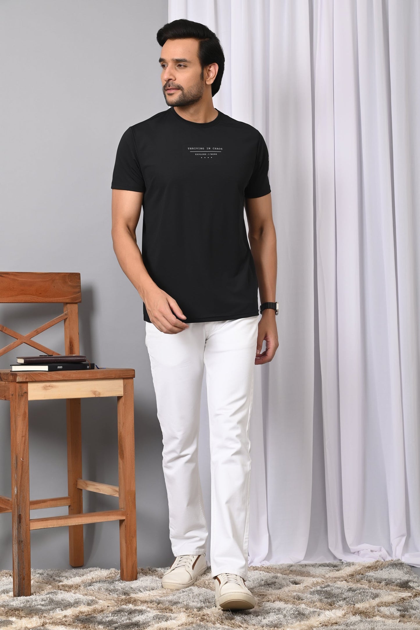 Arbour Men Round Neck Solid Slim Fit Half Sleeves T-Shirt