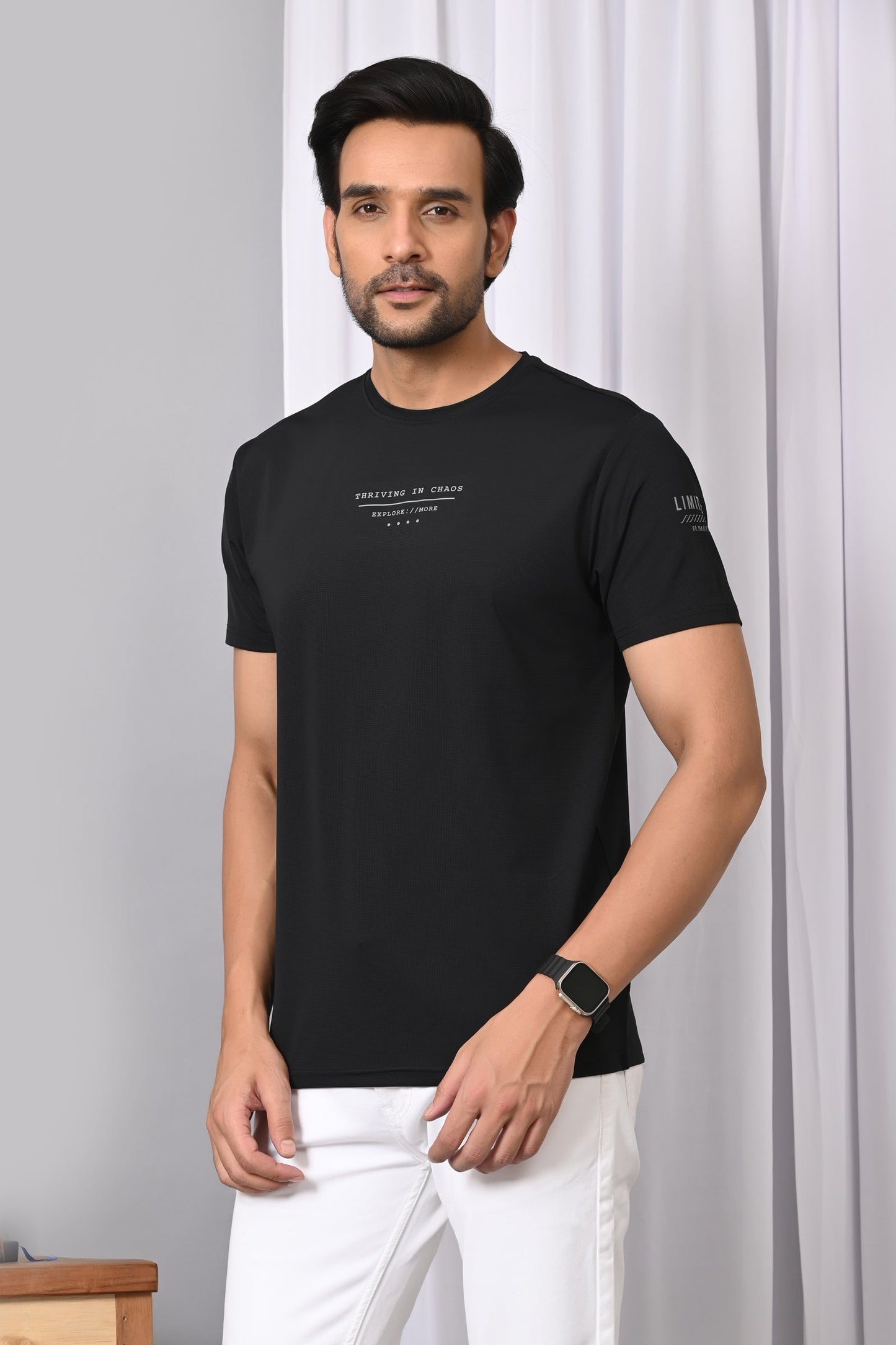 Arbour Men Round Neck Solid Slim Fit Half Sleeves T-Shirt