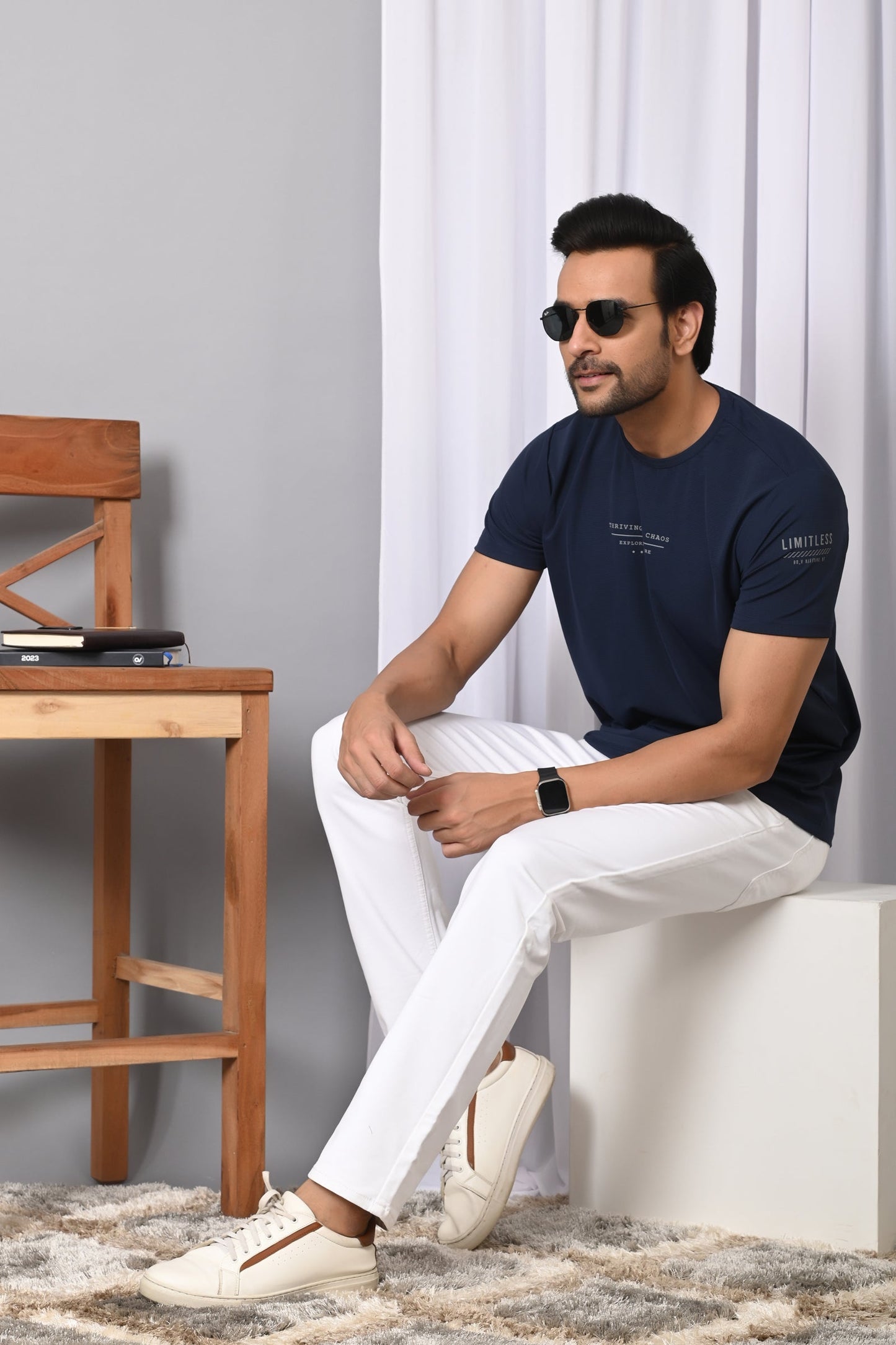 Arbour Men Round Neck Solid Slim Fit Half Sleeves T-Shirt
