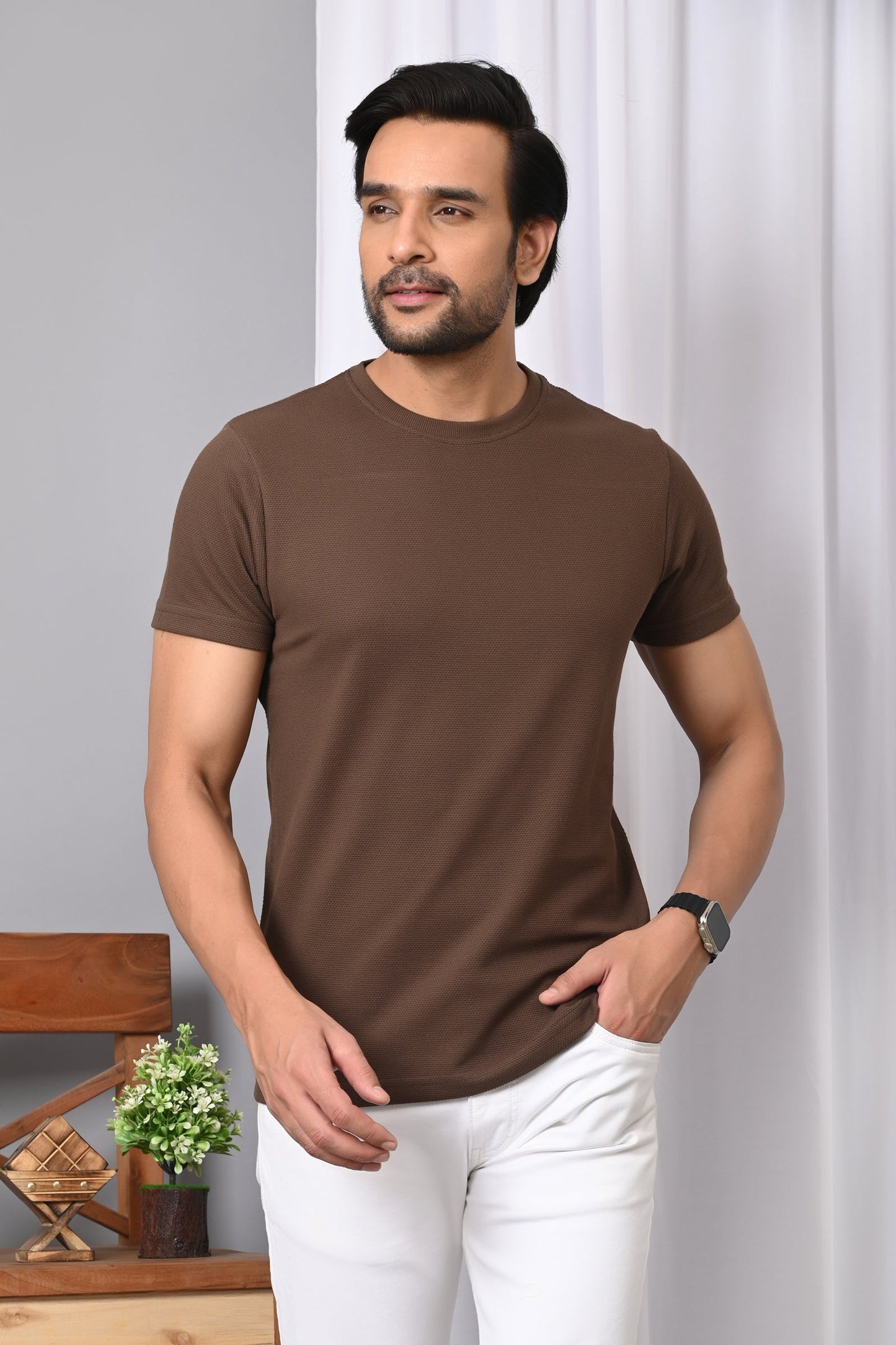 Arbour Men Solid Round Neck Cotton Blend T-Shirt