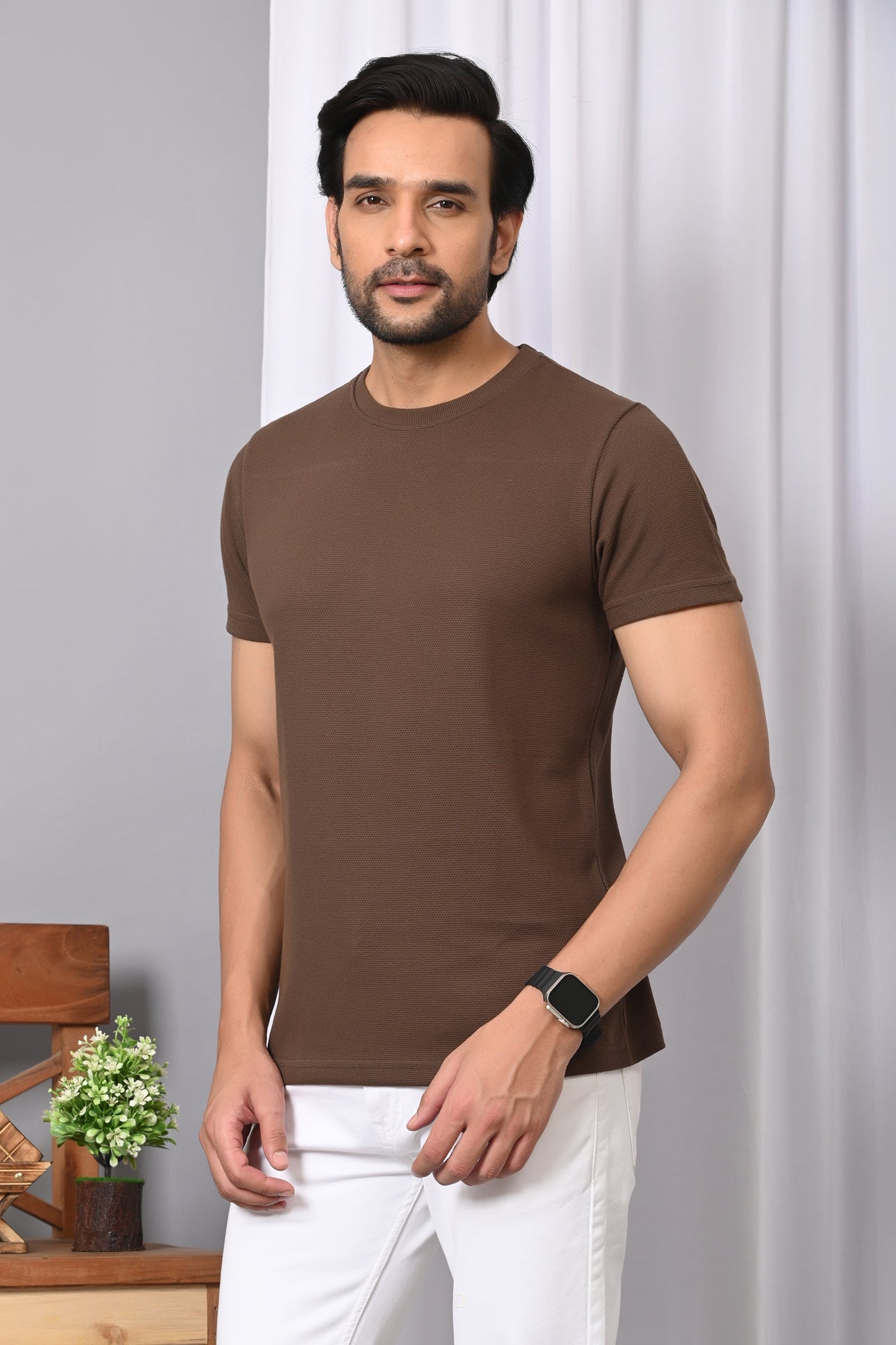 Arbour Men Solid Round Neck Cotton Blend T-Shirt