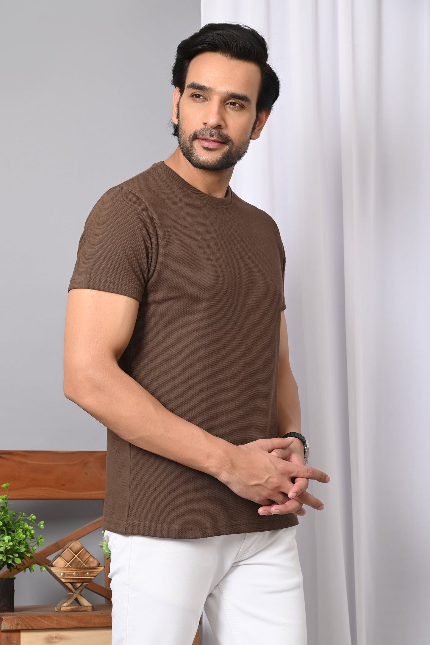 Arbour Men Solid Round Neck Cotton Blend T-Shirt