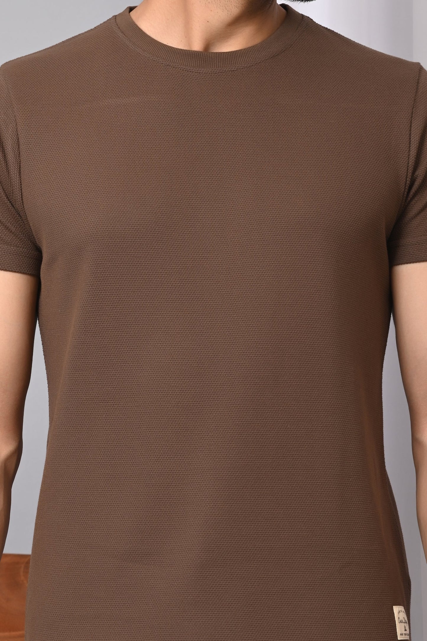Arbour Men Solid Round Neck Cotton Blend T-Shirt