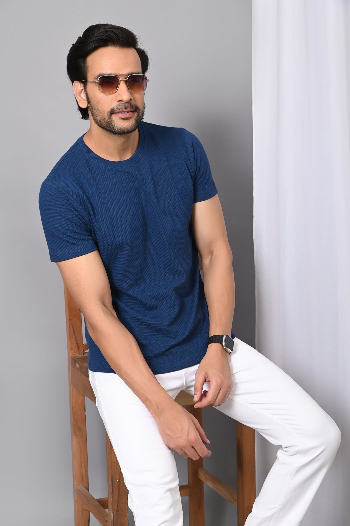 Arbour Men Solid Round Neck Cotton Blend T-Shirt