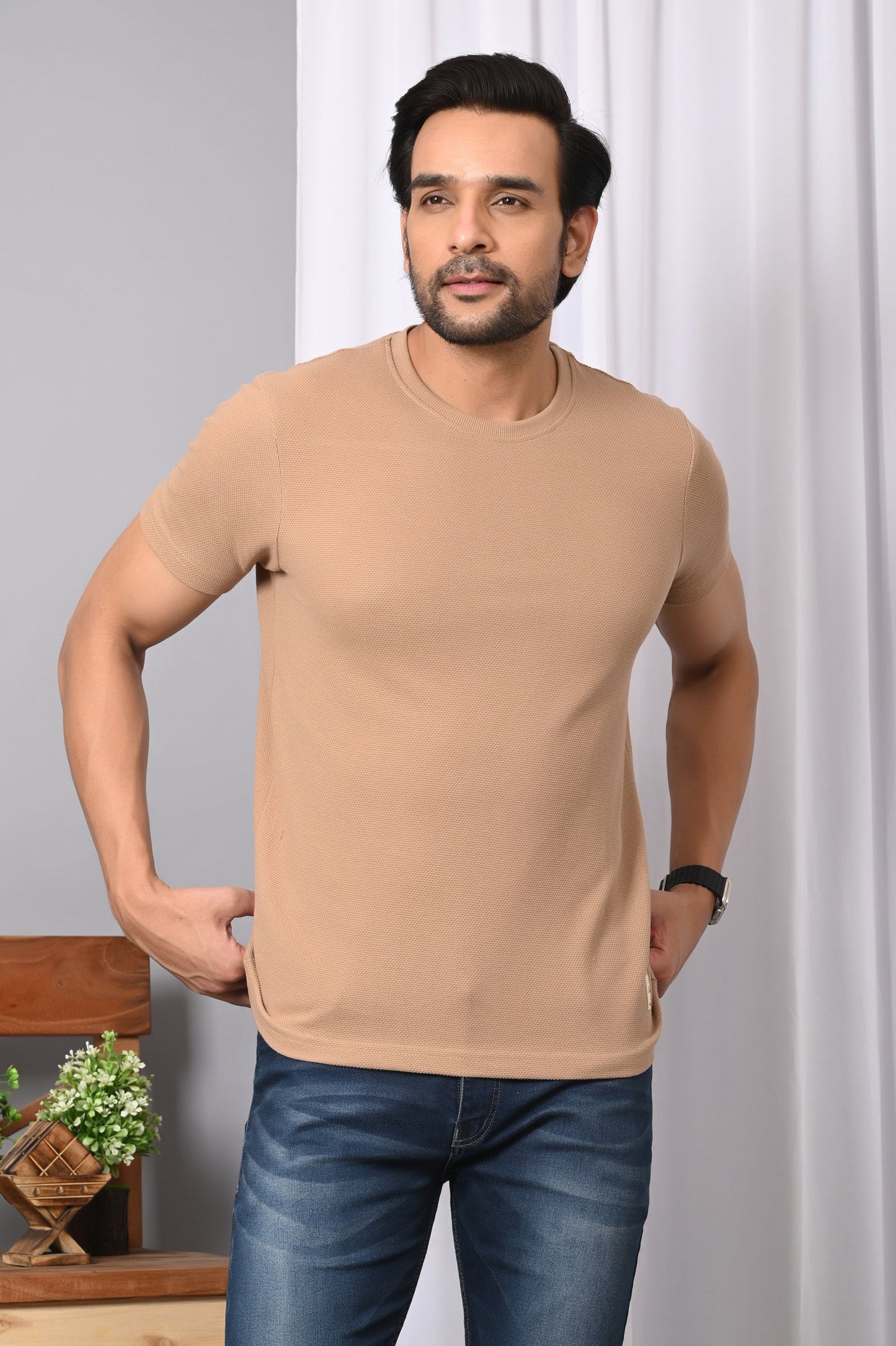 Arbour Men Solid Round Neck Cotton Blend T-Shirt