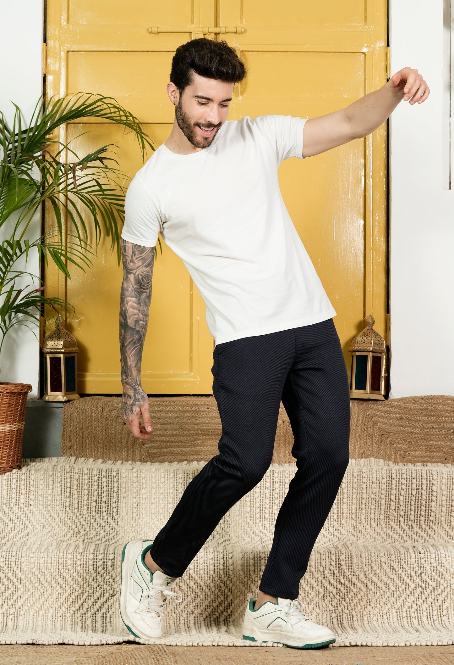 Arbour Men solid Slim Fit Track Pants