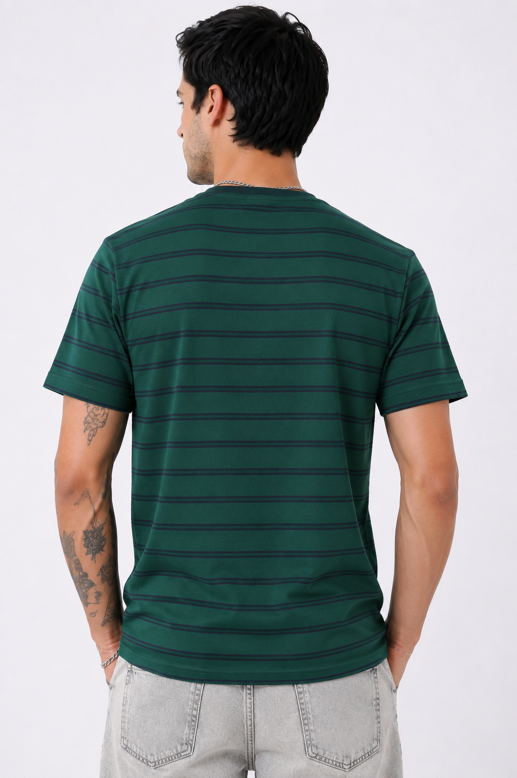 Men Round Neck Stripes Half Sleeves T-Shirt