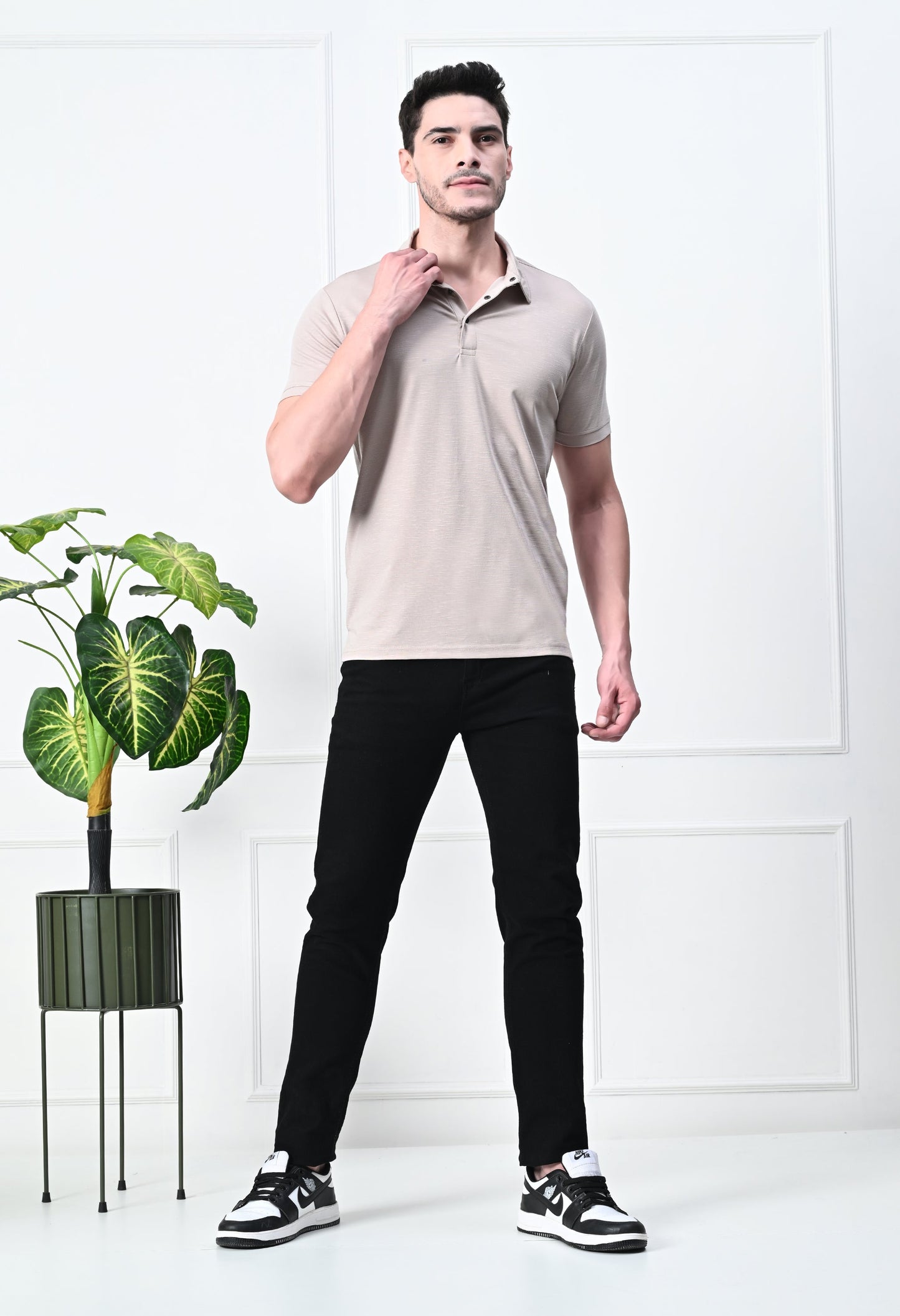 Arbour Men Polo Neck Solid Slim Fit Half Sleeves T-Shirt