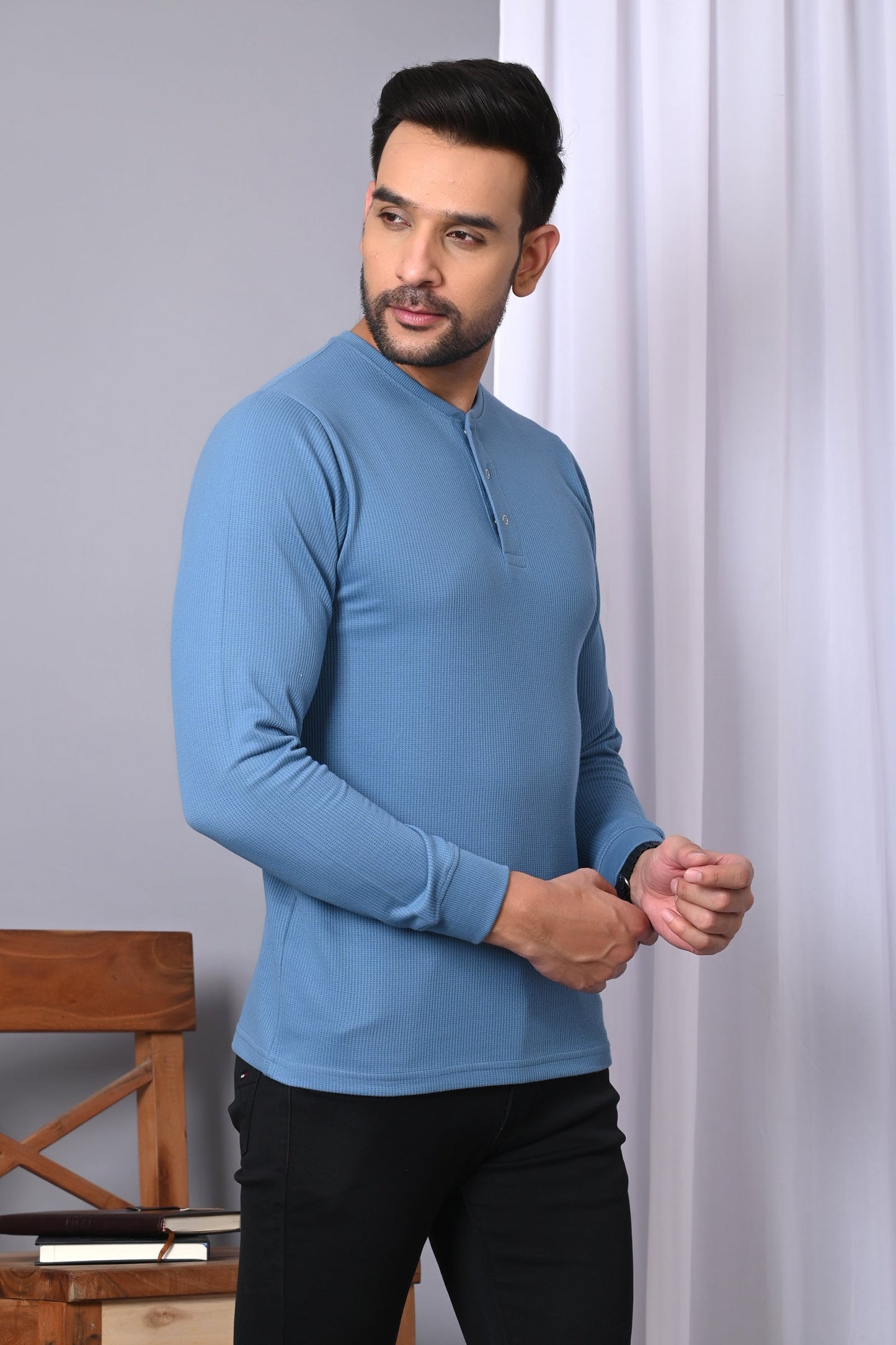 Arbour  Men Henley Neck Full Sleeves T-Shirt