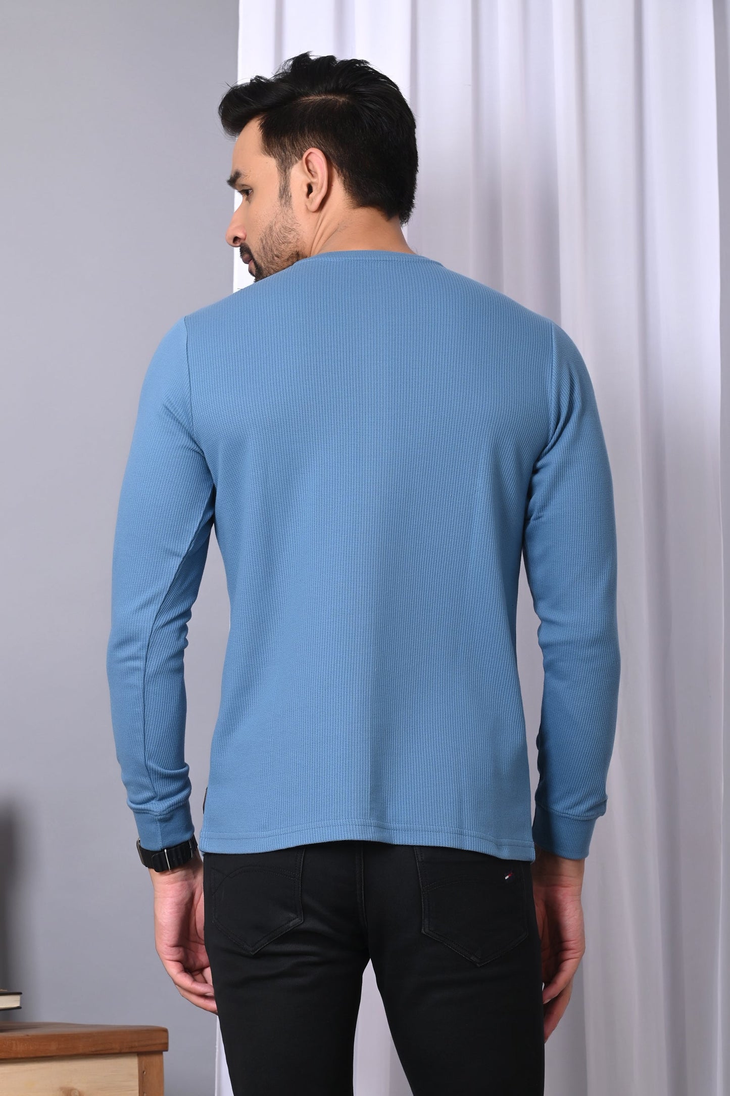 Arbour  Men Henley Neck Full Sleeves T-Shirt