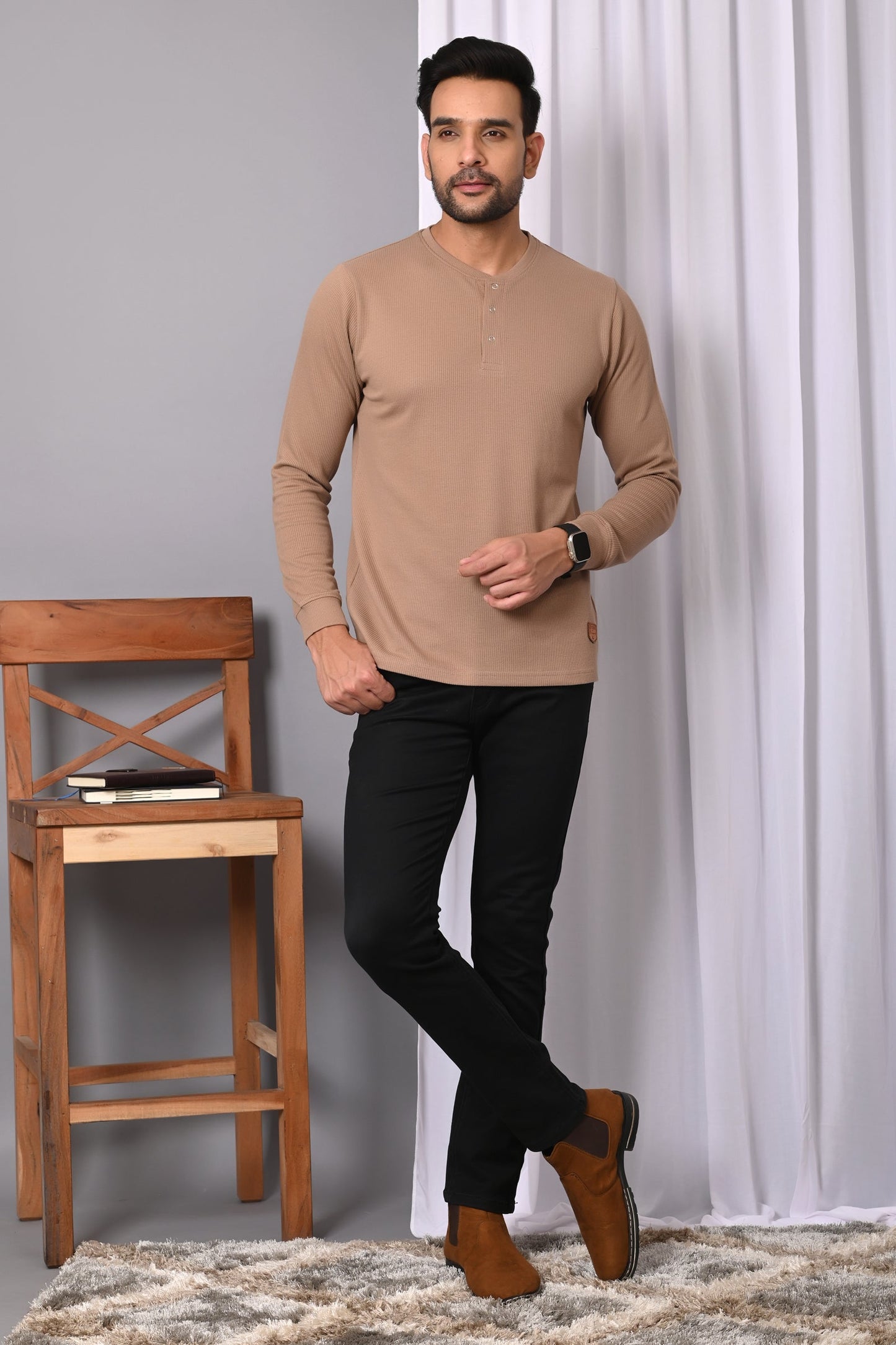 Arbour  Men Henley Neck Full Sleeves T-Shirt