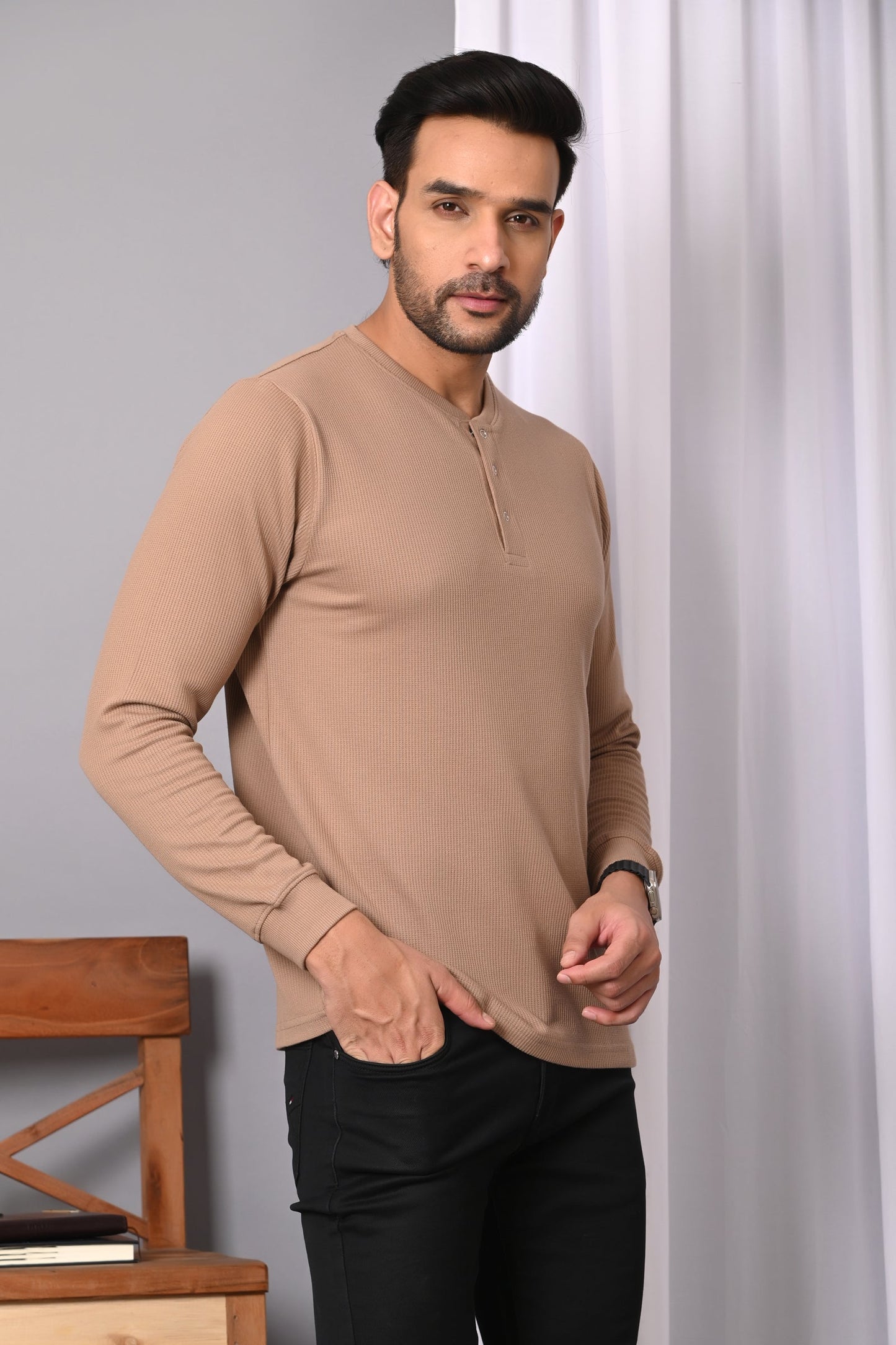 Arbour  Men Henley Neck Full Sleeves T-Shirt