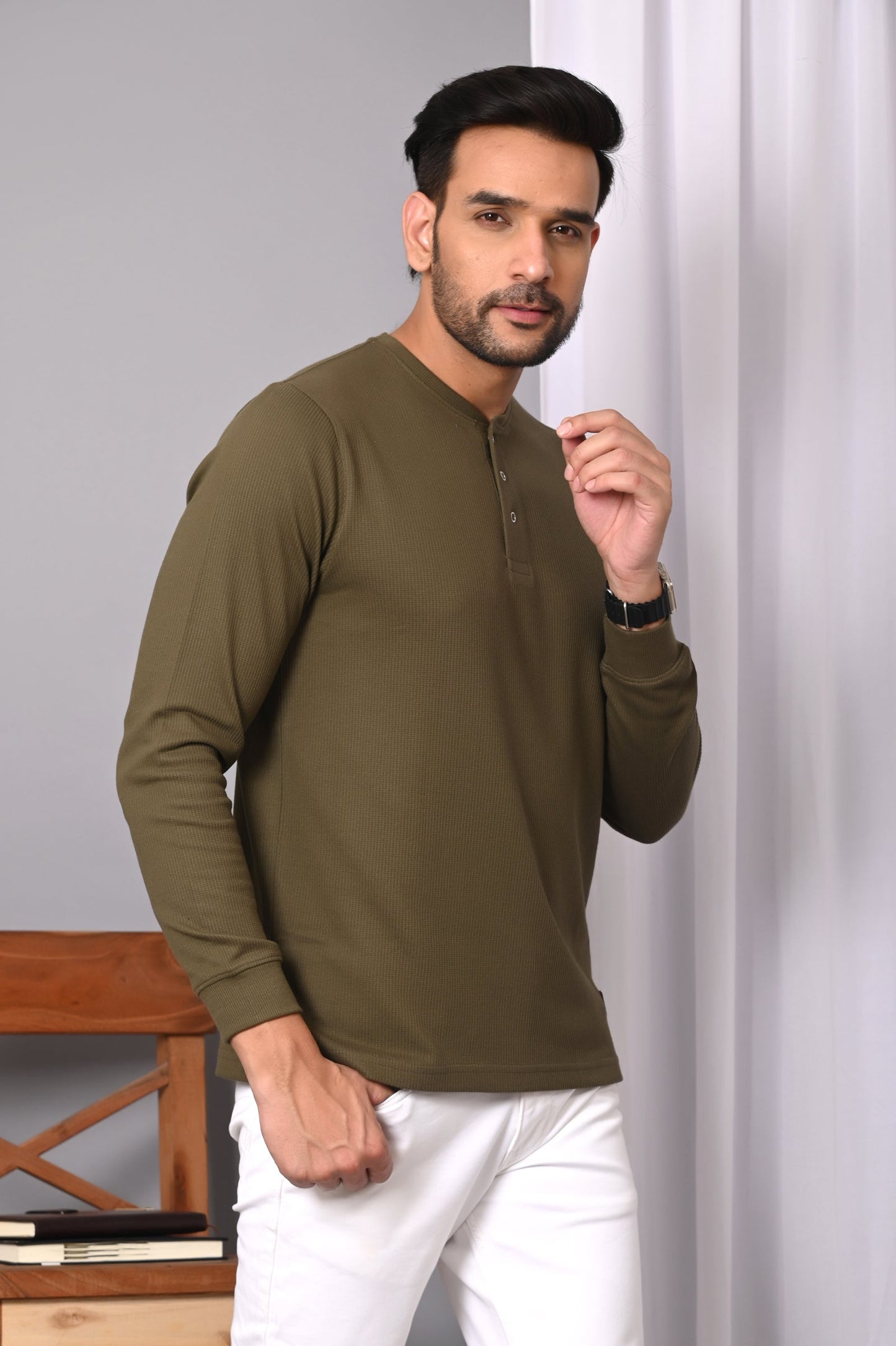 Arbour  Men Henley Neck Full Sleeves T-Shirt