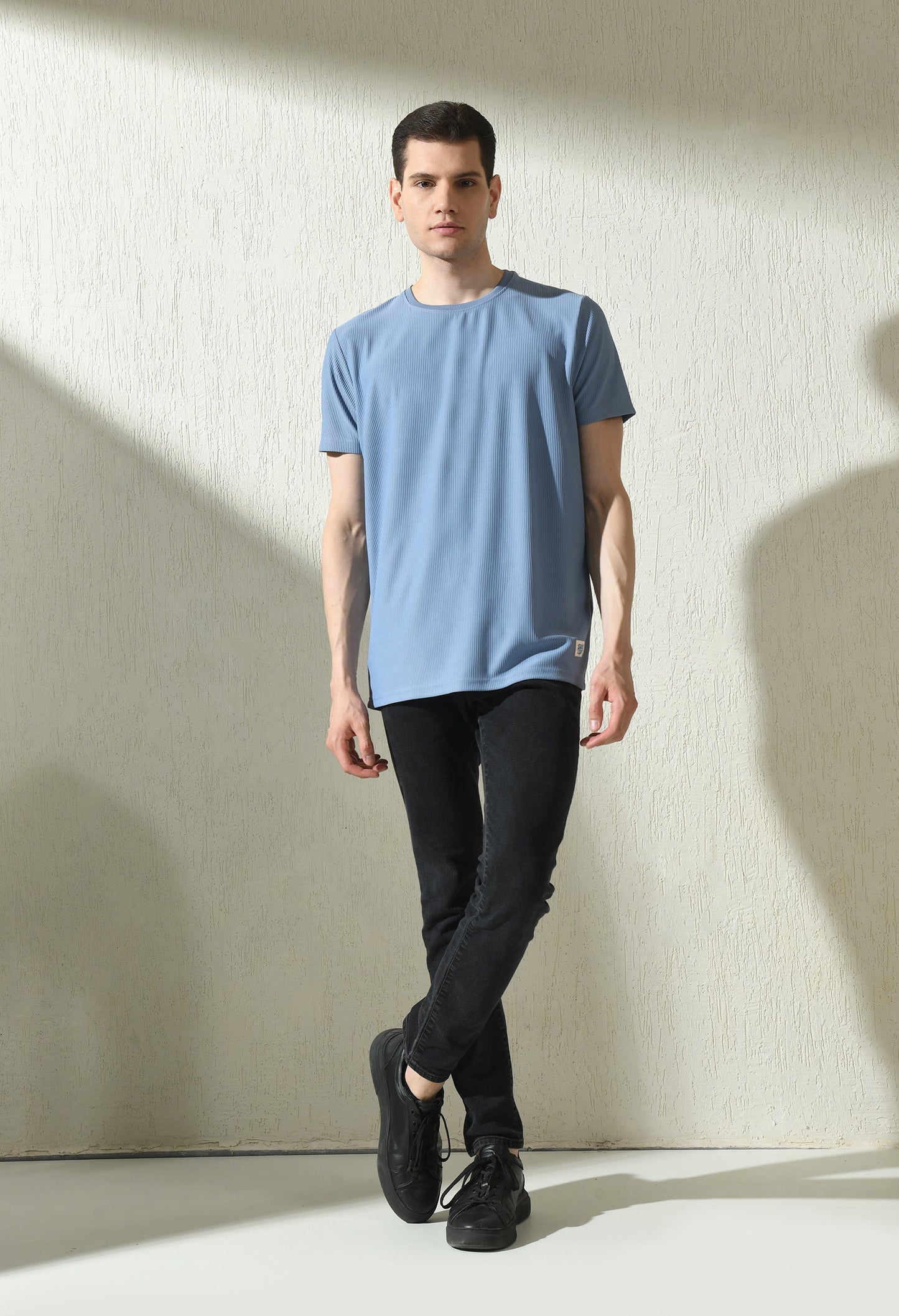 Arbour Men Round Neck Slim Fit Solid Half Sleeves T-Shirt