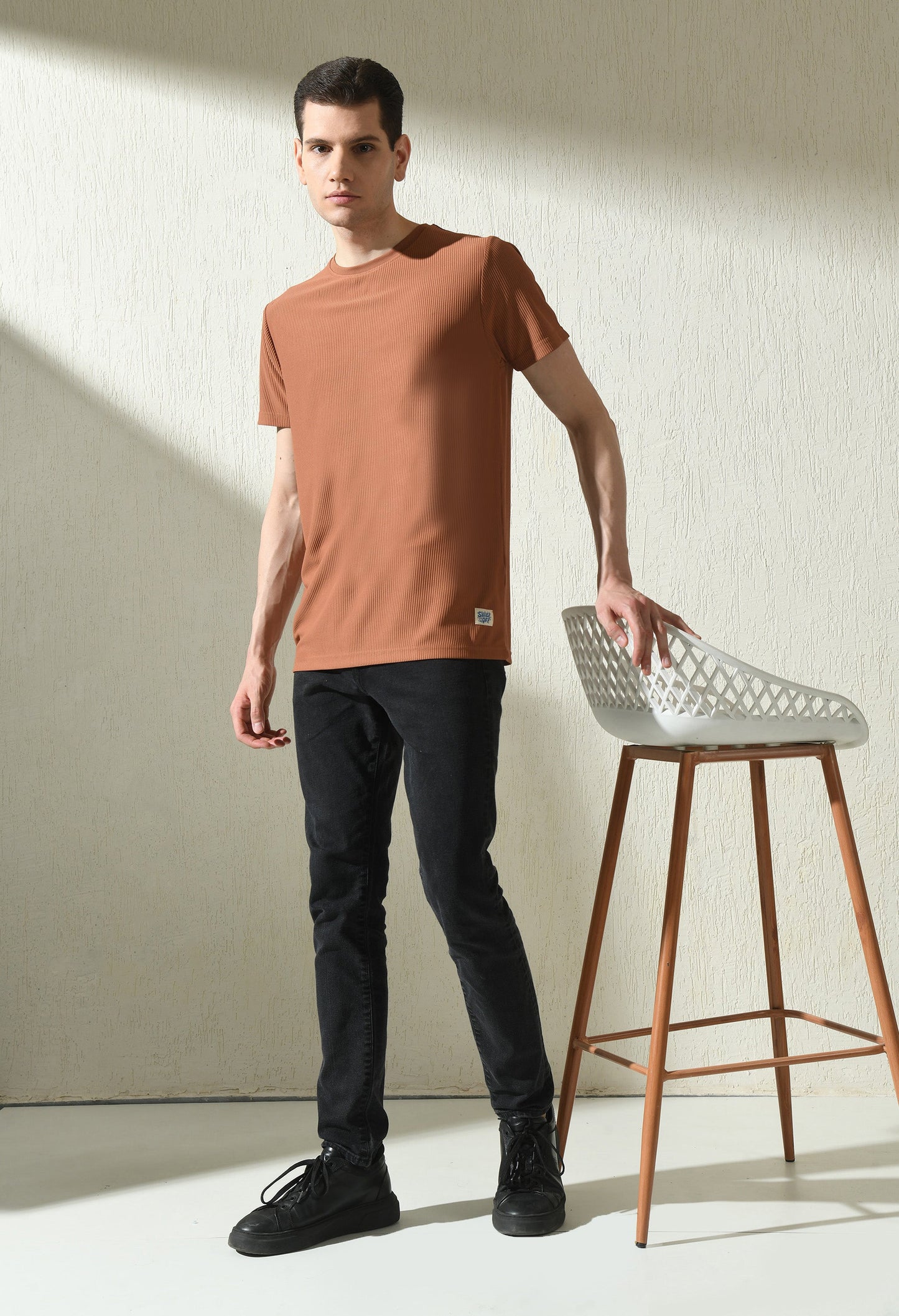 Arbour Men Round Neck Slim Fit Solid Half Sleeves T-Shirt