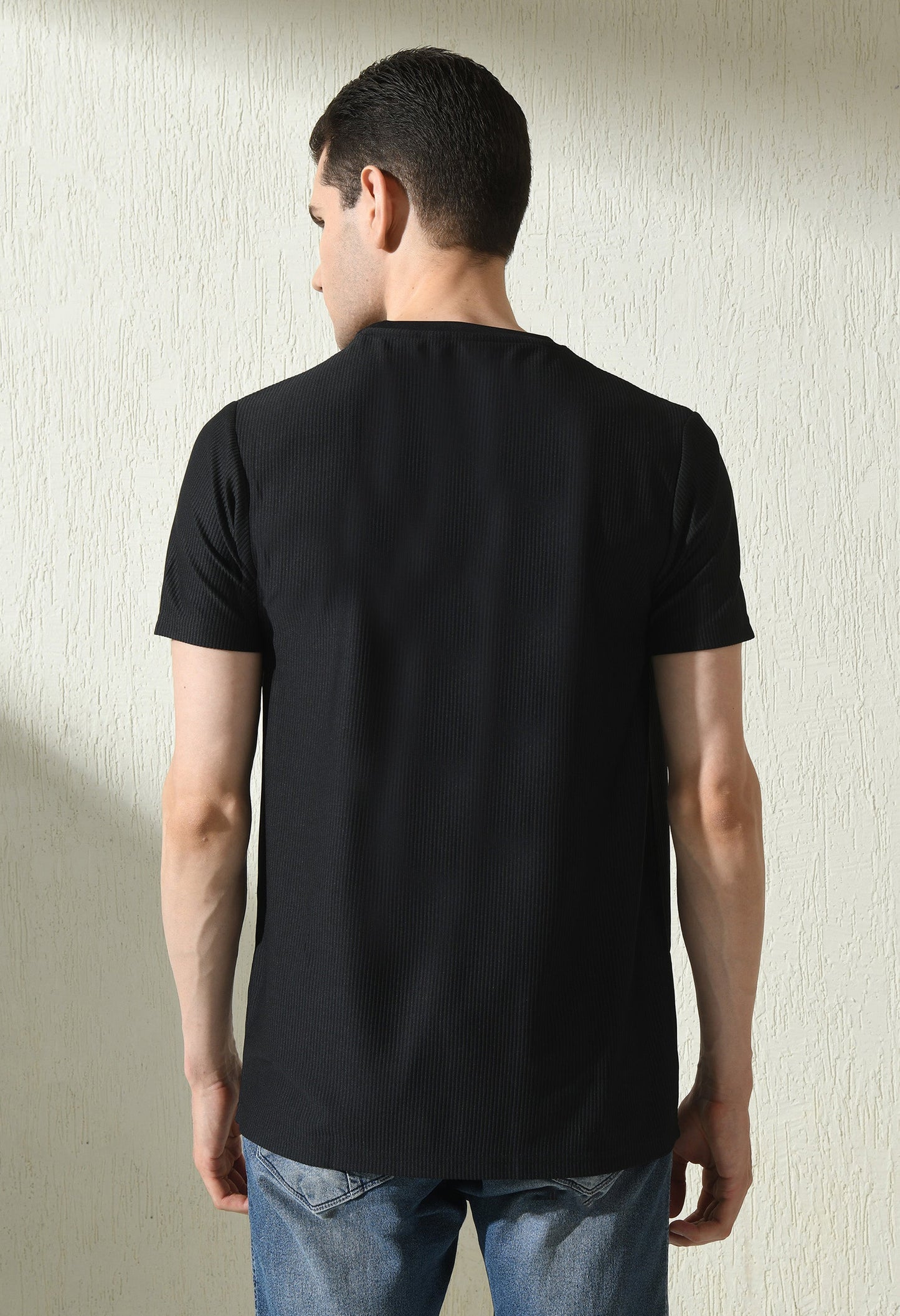 Arbour Men Round Neck Slim Fit Solid Half Sleeves T-Shirt