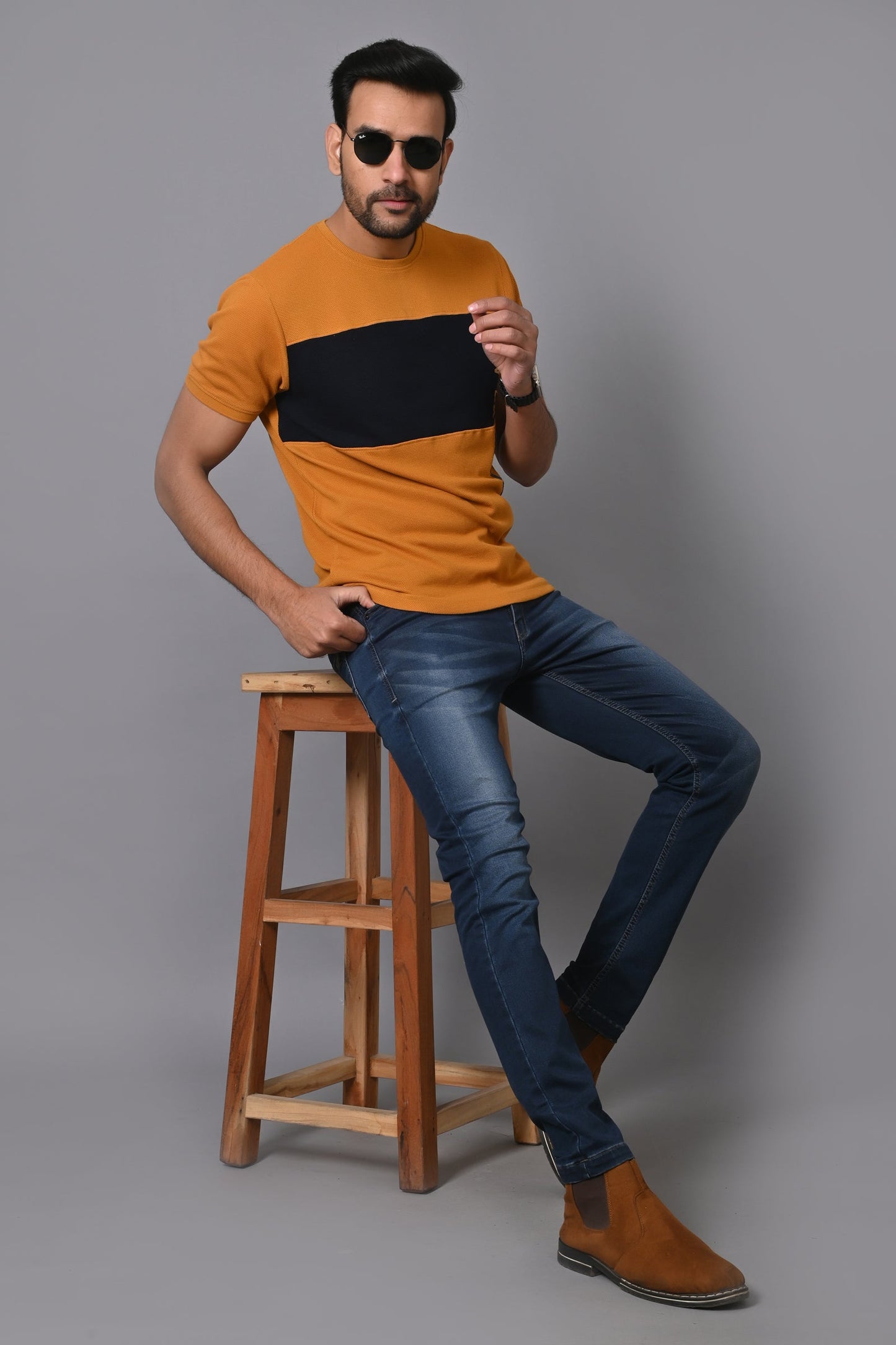 Arbour Men Colourblock Round Neck Cotton Blend Multicolor T-Shirt