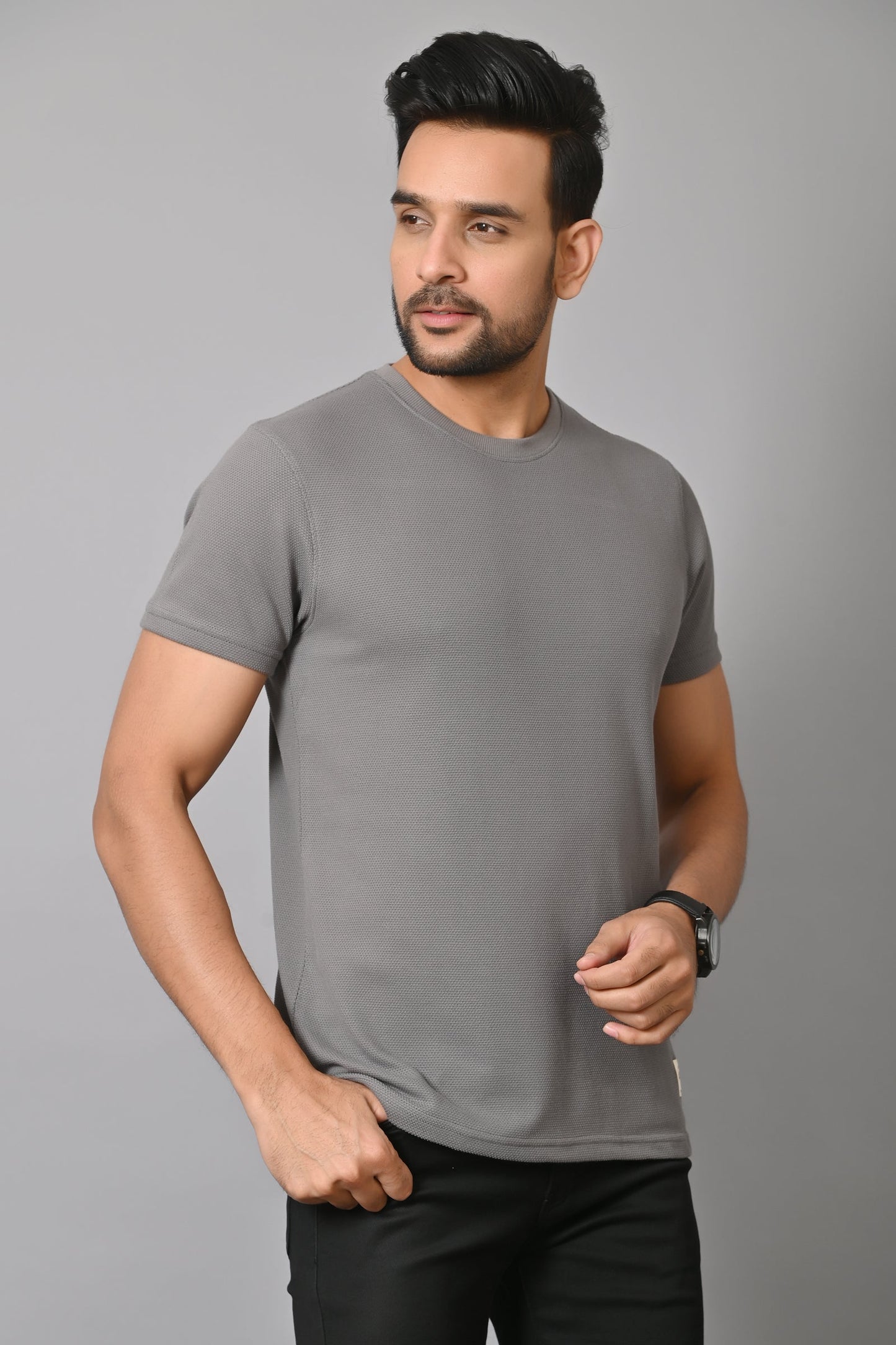 Arbour Men Solid Round Neck Cotton Blend  T-Shirt