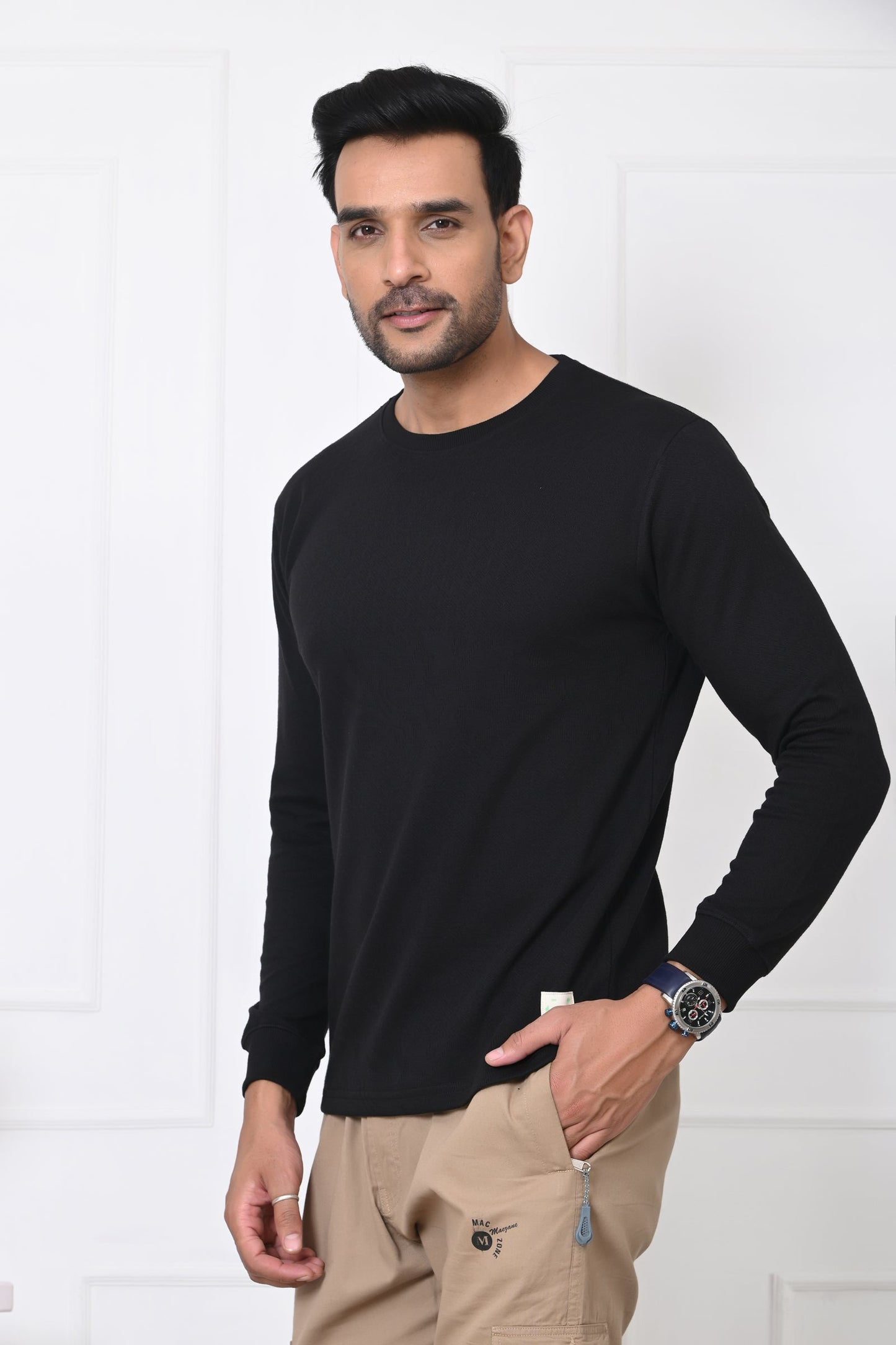 Arbour Men Solid Round Neck Full Sleeves T-Shirt