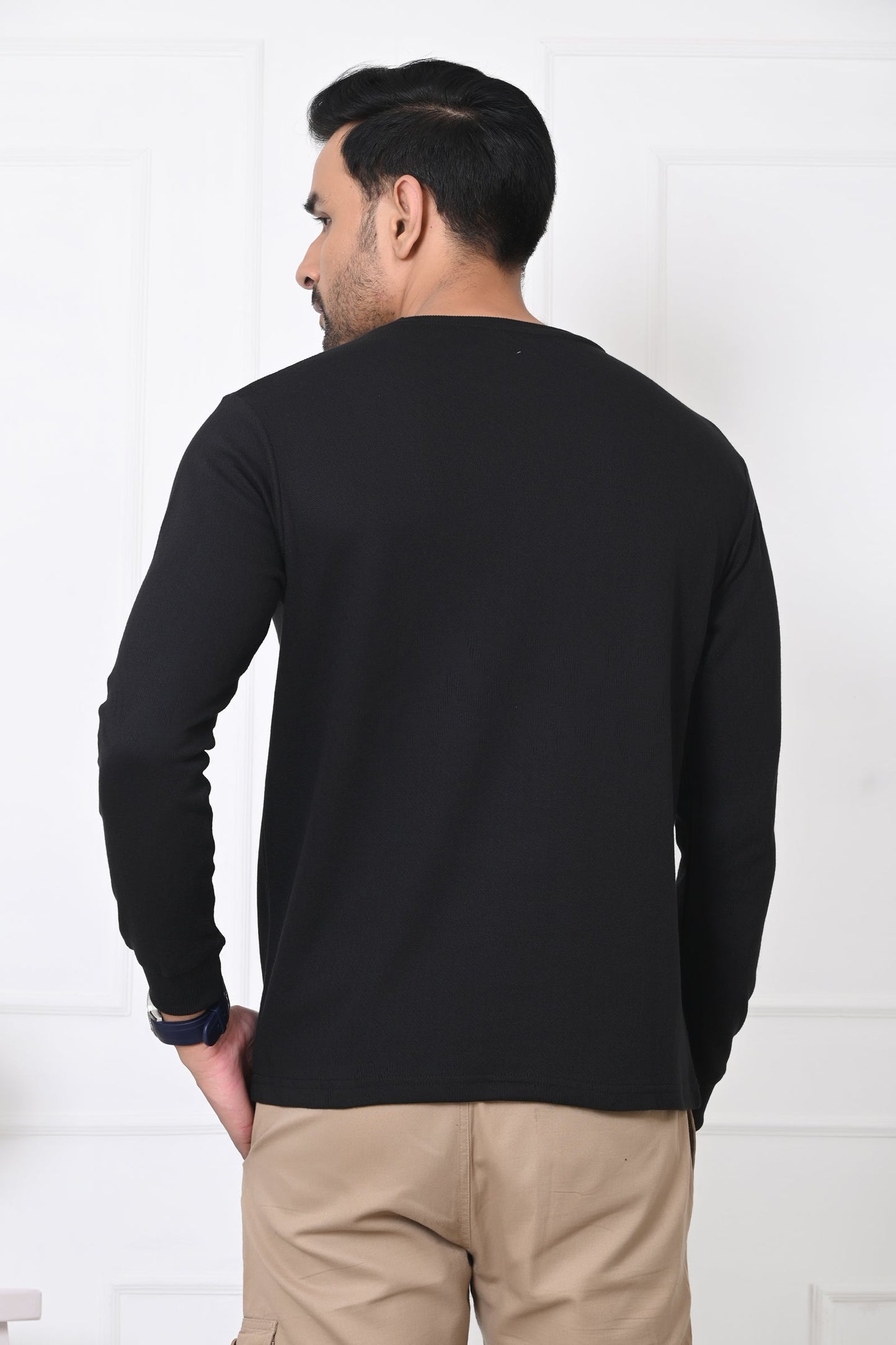 Arbour Men Solid Round Neck Full Sleeves T-Shirt