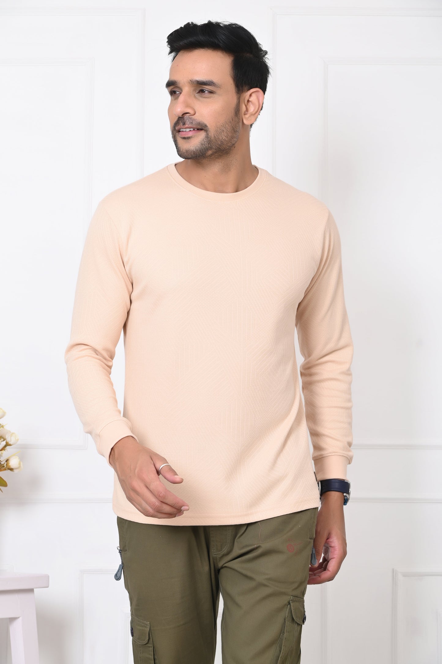 Arbour Men Solid Round Neck Full Sleeves T-Shirt