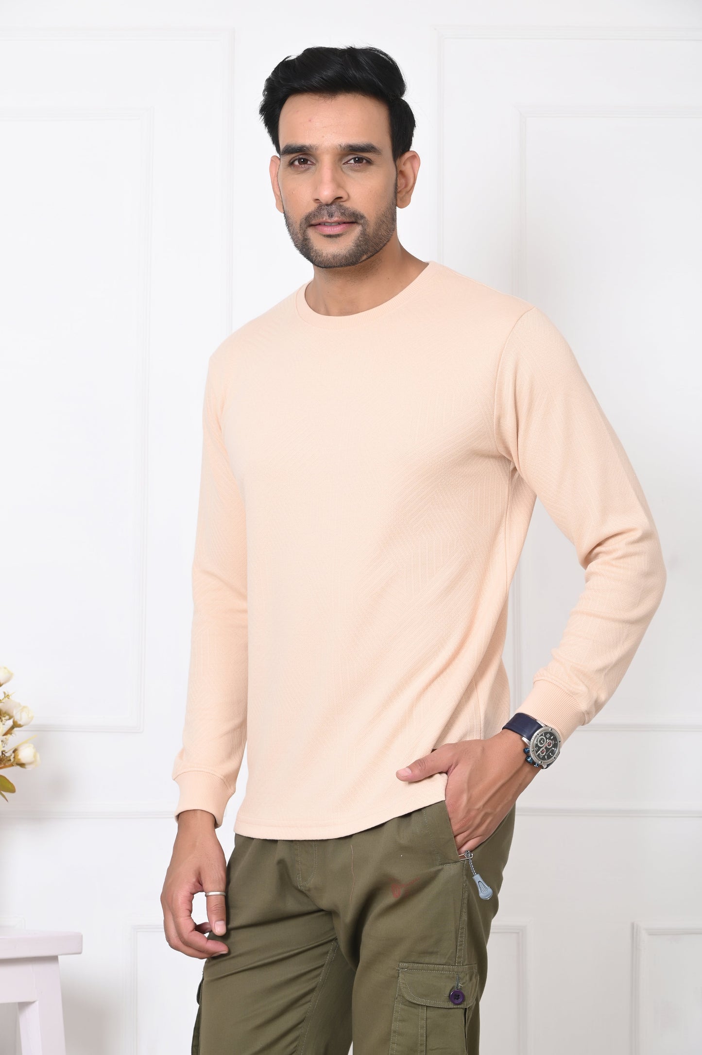 Arbour Men Solid Round Neck Full Sleeves T-Shirt