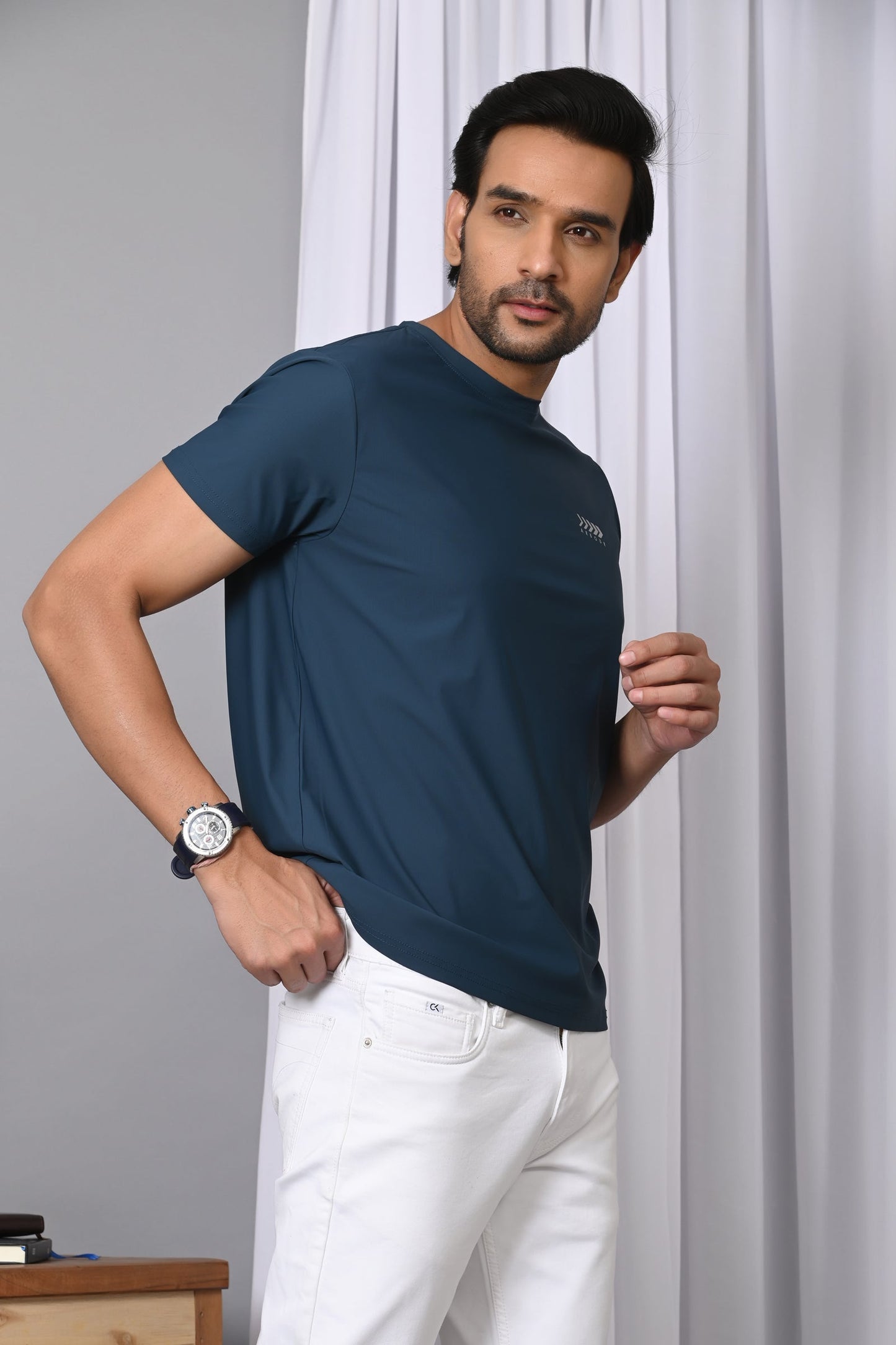 Arbour Men Solid Sports Half Sleeves Slim Fit T-Shirt