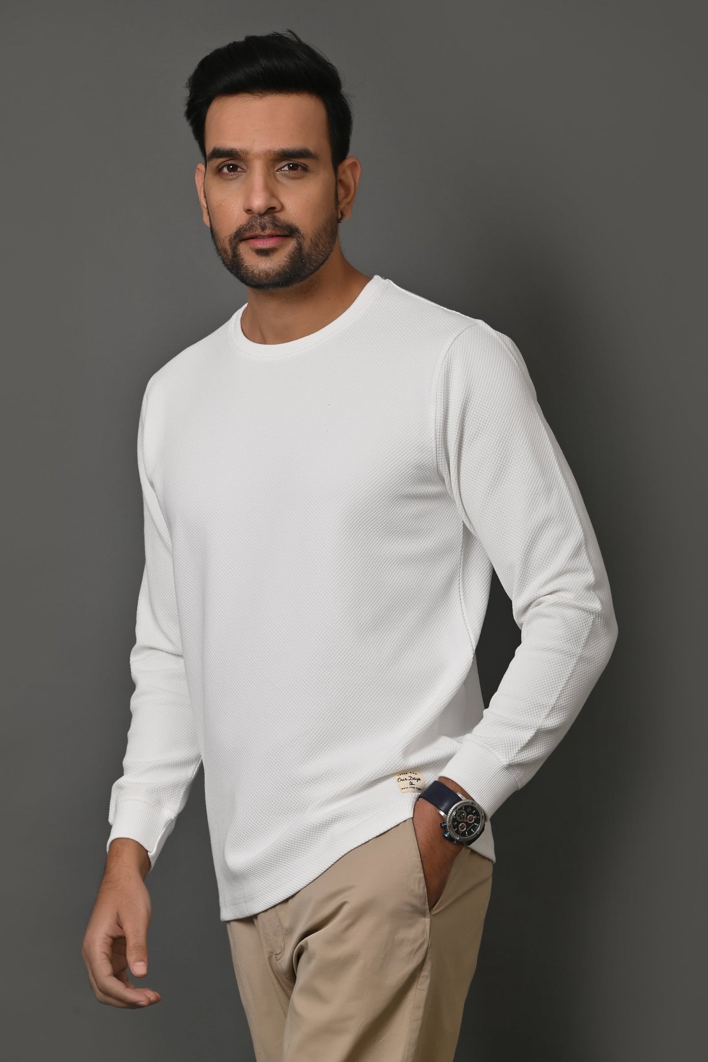 Arbour Men Round Neck Solid Fell Sleeves T-Shirt