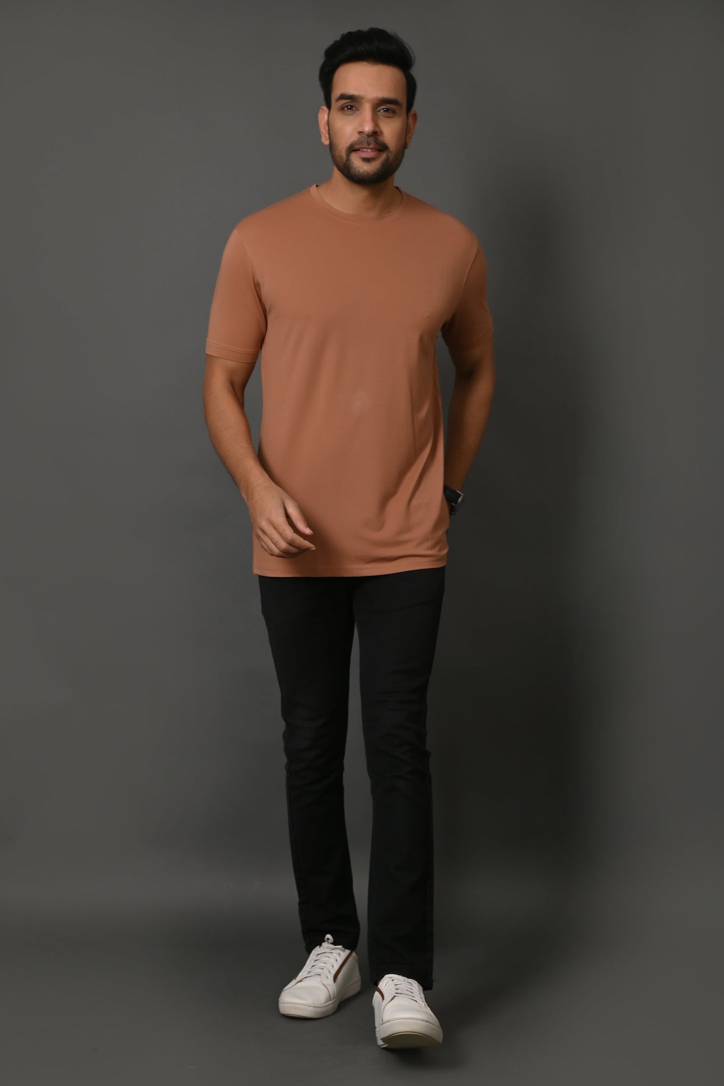 Arbour Men Round Neck Slim Fit Solid Half Sleeves T-Shirt