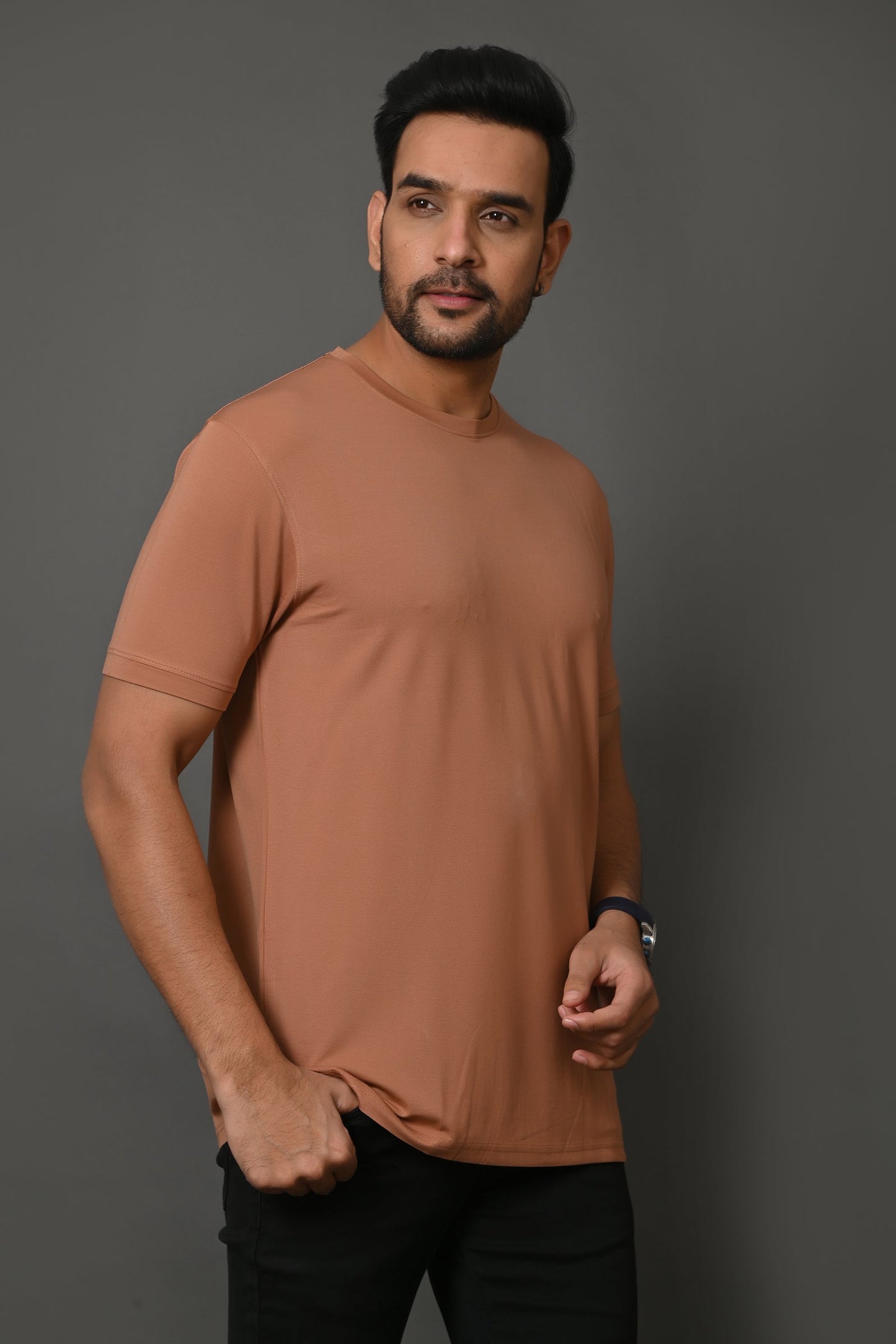 Arbour Men Round Neck Slim Fit Solid Half Sleeves T-Shirt