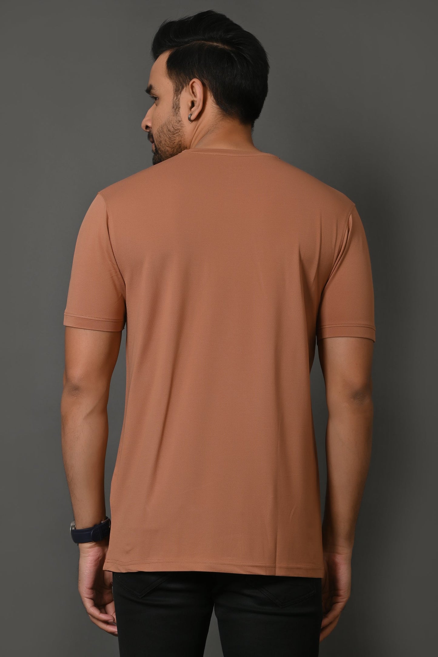 Arbour Men Round Neck Slim Fit Solid Half Sleeves T-Shirt