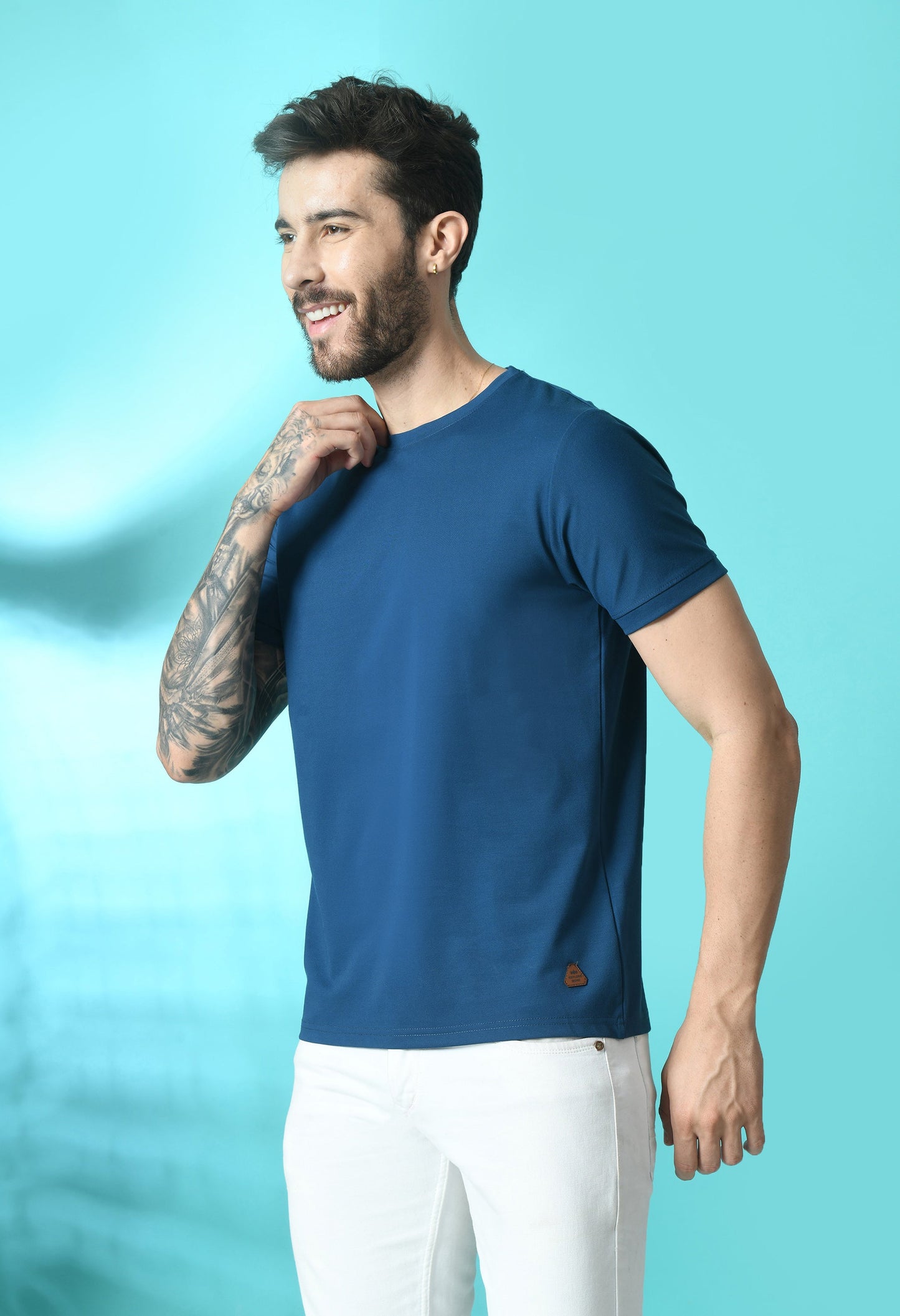 Arbour Men Round Neck Slim Fit Solid Half Sleeves T-Shirt