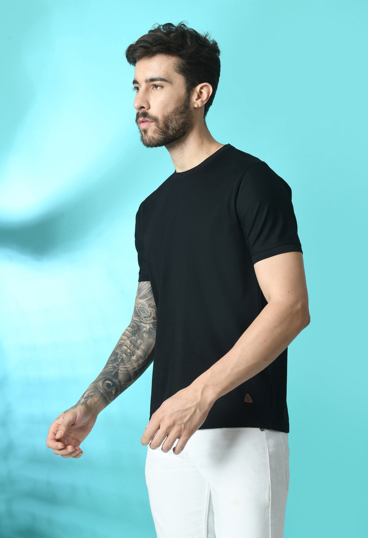 Arbour Men Round Neck Slim Fit Solid Half Sleeves T-Shirt