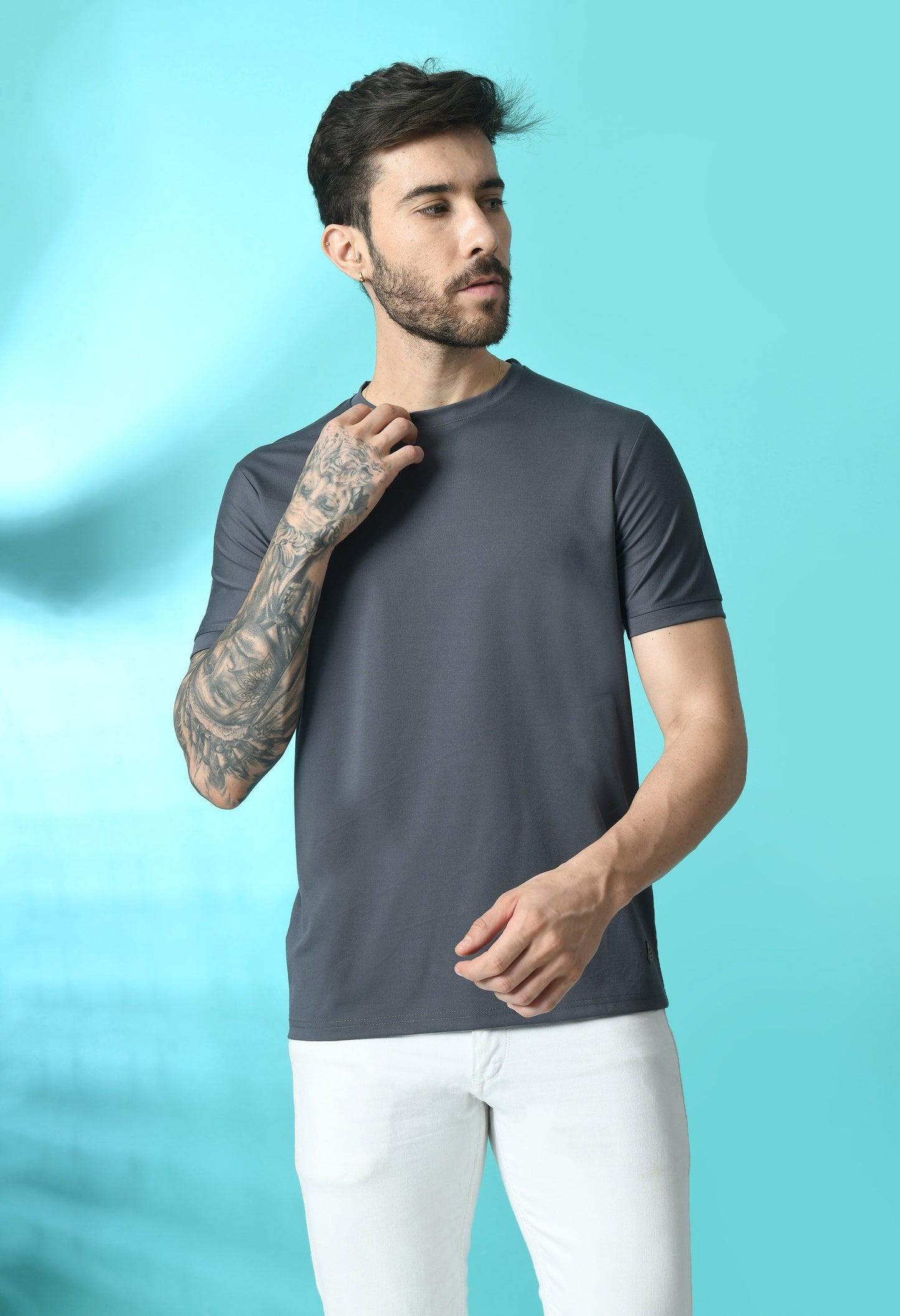 Arbour Men Round Neck Slim Fit Solid Half Sleeves T-Shirt