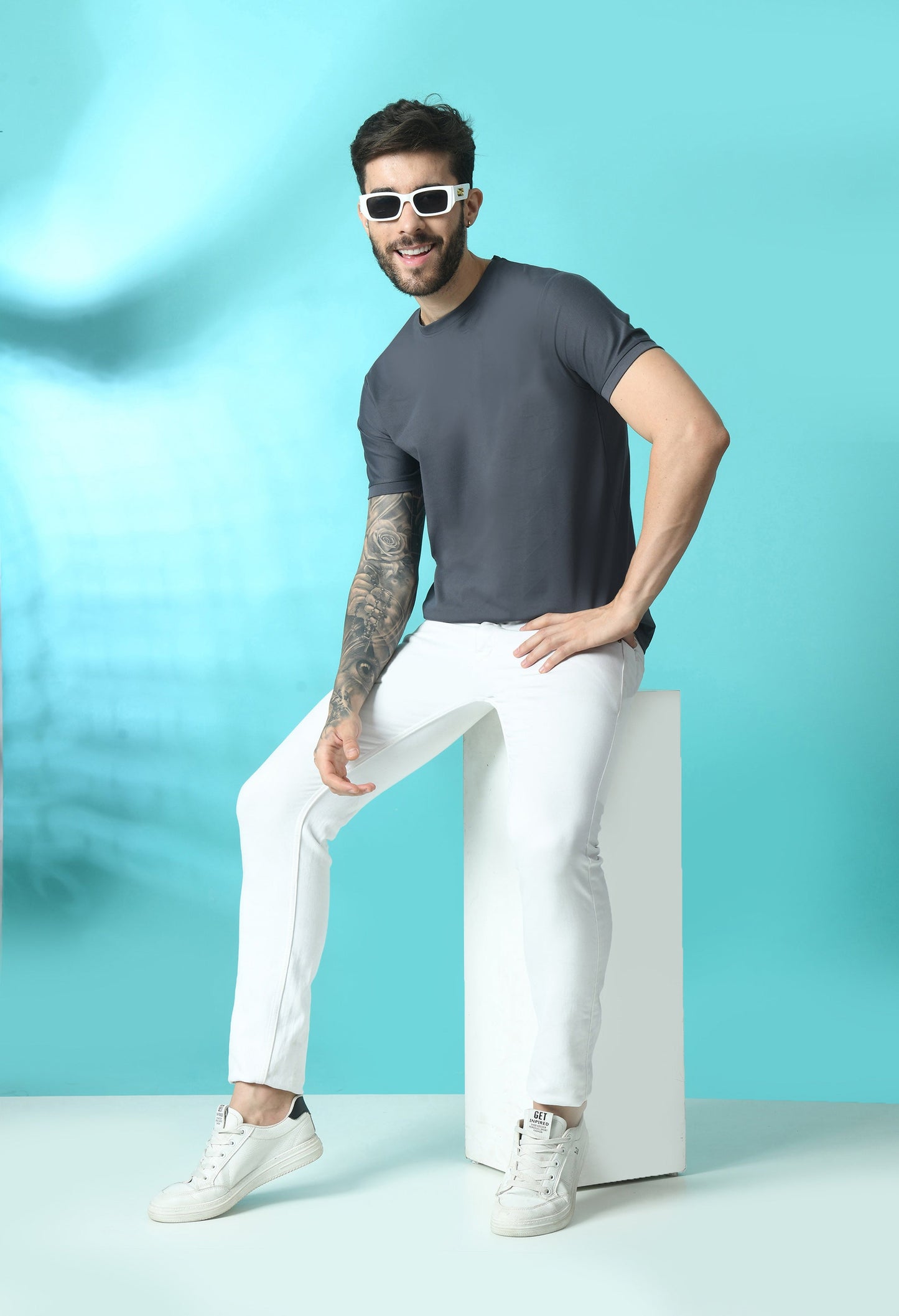 Arbour Men Round Neck Slim Fit Solid Half Sleeves T-Shirt